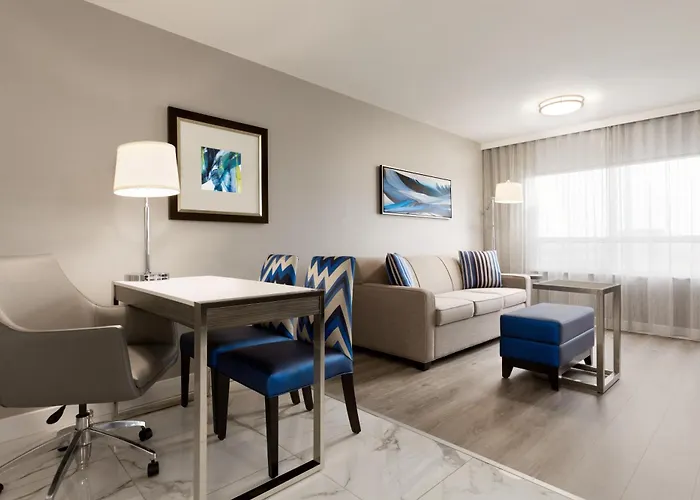 Embassy Suites By Hilton Toronto Airport