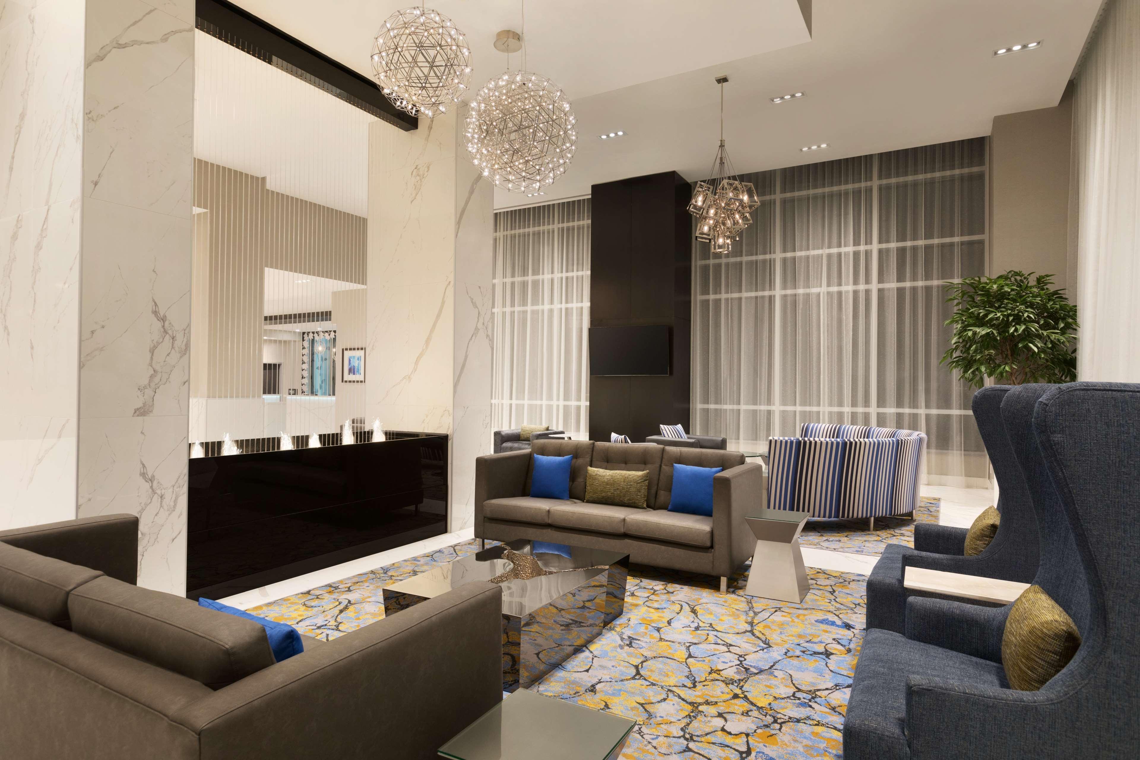 Embassy By Hilton Airport 4*